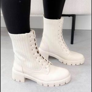 Women's Cream Ankle Boots Size 9